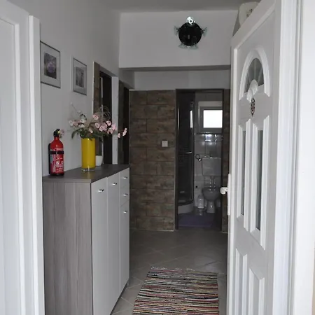 Apartment Familien Croatia 150m Restaurant Einkaufen