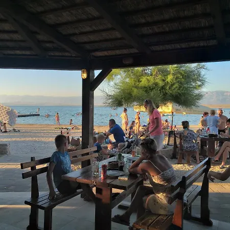 Familien Croatia 150m Restaurant Einkaufen * Vir