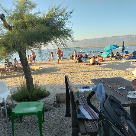 Familien Croatia 150m Restaurant Einkaufen * Vir