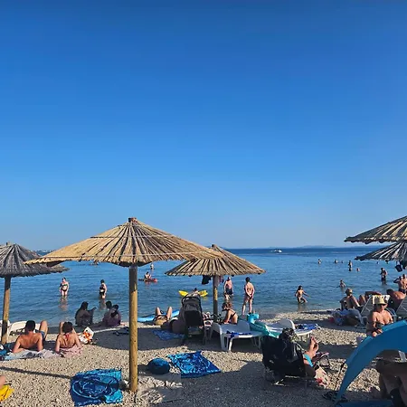 Apartment Familien Croatia 150m Restaurant Einkaufen Vir