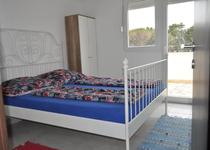 Familien Croatia 150m Restaurant Einkaufen Apartman Vir